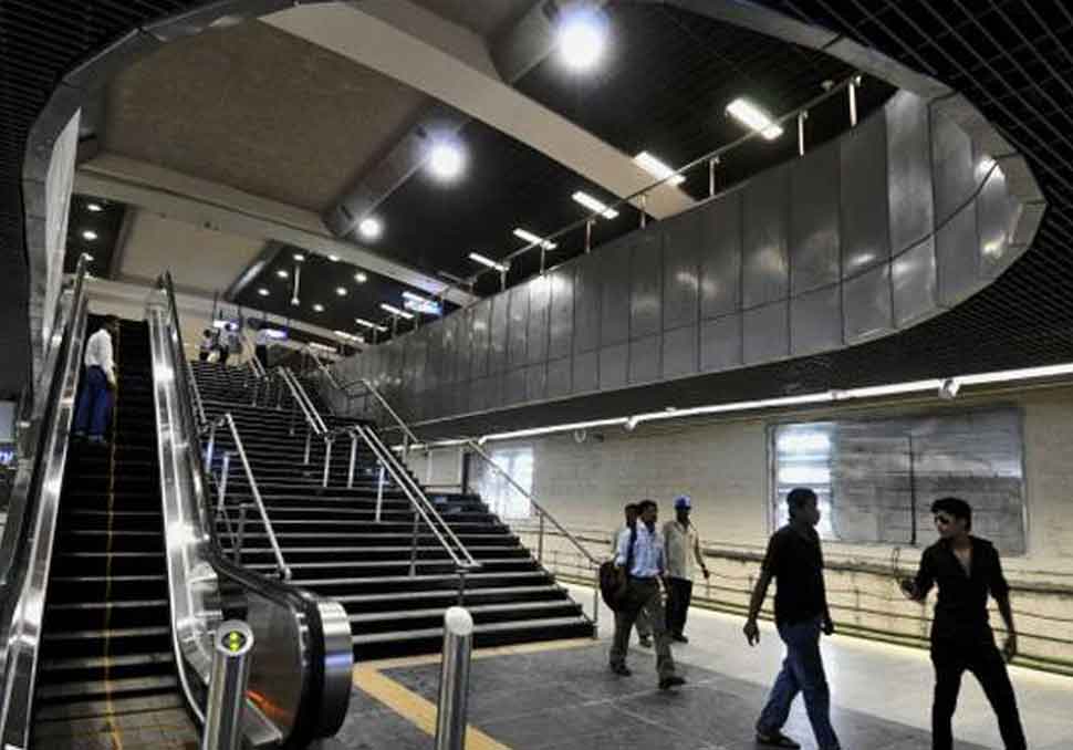 मेट्रो में अतिरिक्त स्टाफ को किया जाएगा तैनात delhi metro staff