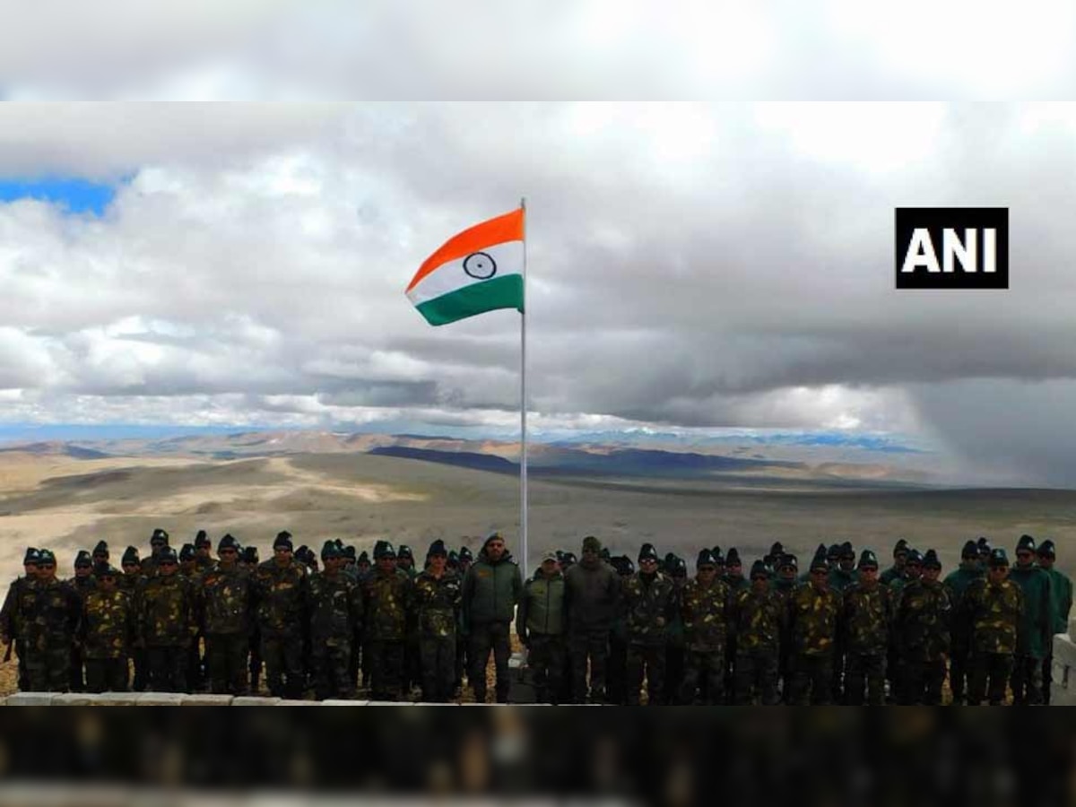 Indian Army and Chinese Army jointly celebrated 72th Independence ...