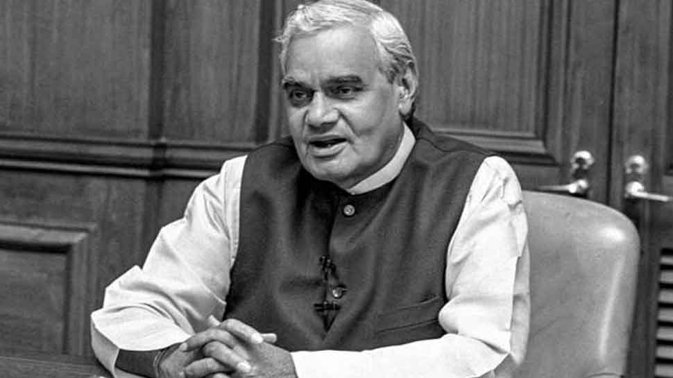 24 घंटे में नहीं सुधरे हालात atal bihari vajpayee poems-12