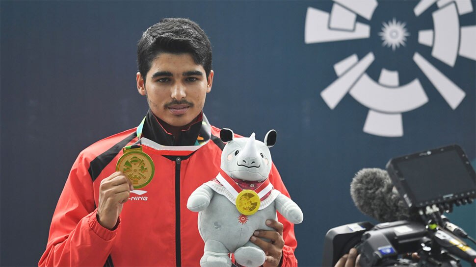 सौरभ चौधरी ने दिलाया गोल्ड Asian Games, Day 3