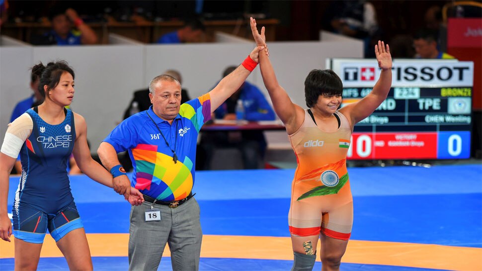 दिव्या ने चेन वेनलिंग को 10-0 से दी मात Asian Games, Day 3