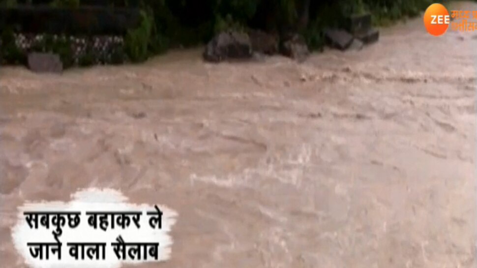 गौला का जलस्तर खतरे के निशान से नीचे Water level of Gaula River