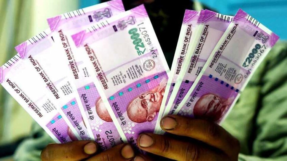7वां वेतन आयोग : केंद्रीय कर्मचारियों की सैलरी 5000 रुपए तक बढ़ी, जानिए हाथ में कितना आएगा