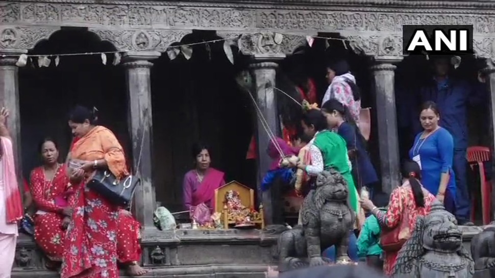 3 साल बाद खुले ललितपुर के कृष्ण मंदिर के द्वार Janmashtami celebration across the country