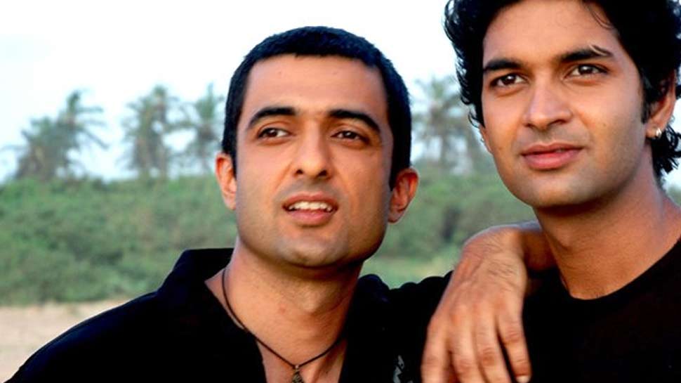 माय ब्रदर निखिल में गे कपल का प्यार दिखाया गया My Brother Nikhil