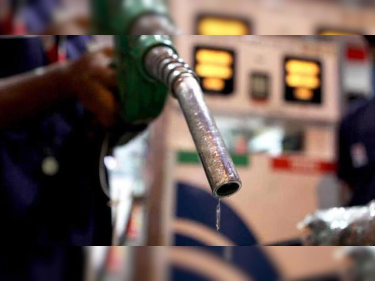 4 बड़े कारण: क्यों मजबूर है मोदी सरकार? इसलिए सस्ता नहीं हो रहा पेट्रोल-डीजल