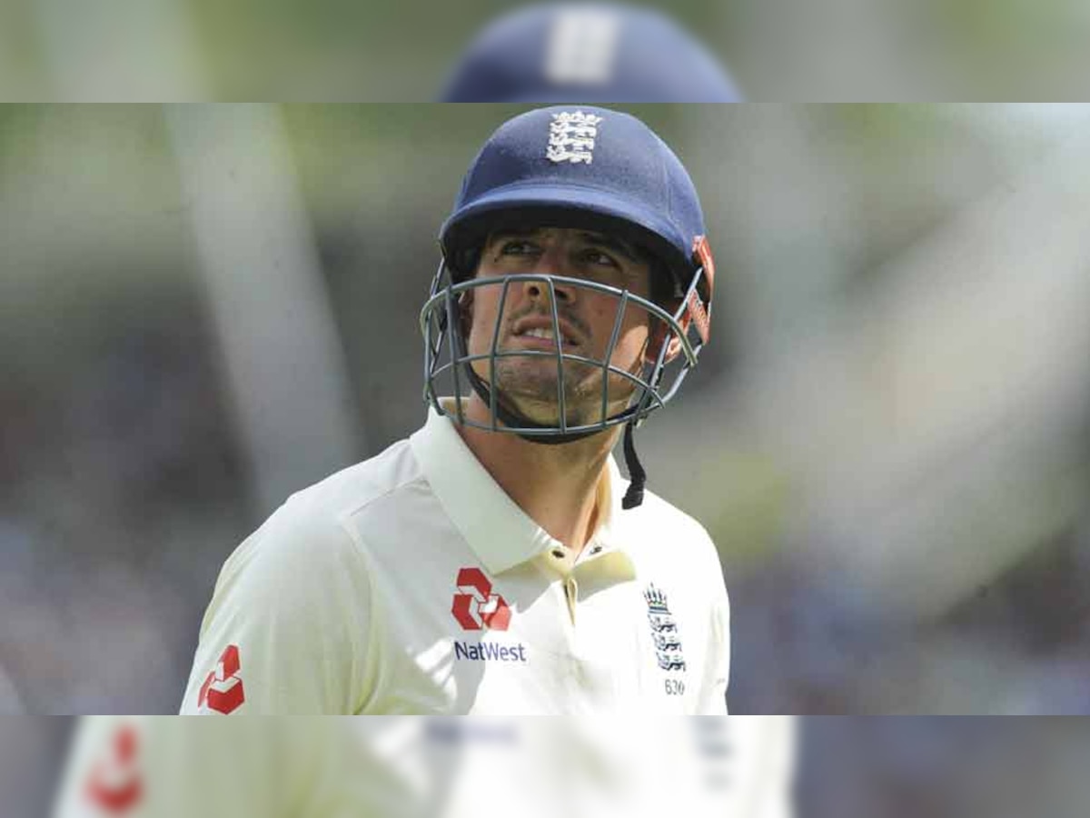 एलिस्टेयर कुक ने 161 टेस्ट के करियर में 33 शतक लगाए हैं. वे इंग्लैंड की ओर से सबसे अधिक टेस्ट शतक लगाने वाले क्रिकेटर हैं. (फाइल फोटो)