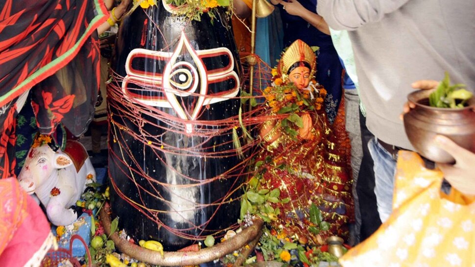 बुधवार को है सुहागिनों का खास पर्व तीज, जानिए क्या-क्या होता है इसमें खास know everything about teej that woman do for husband's long live