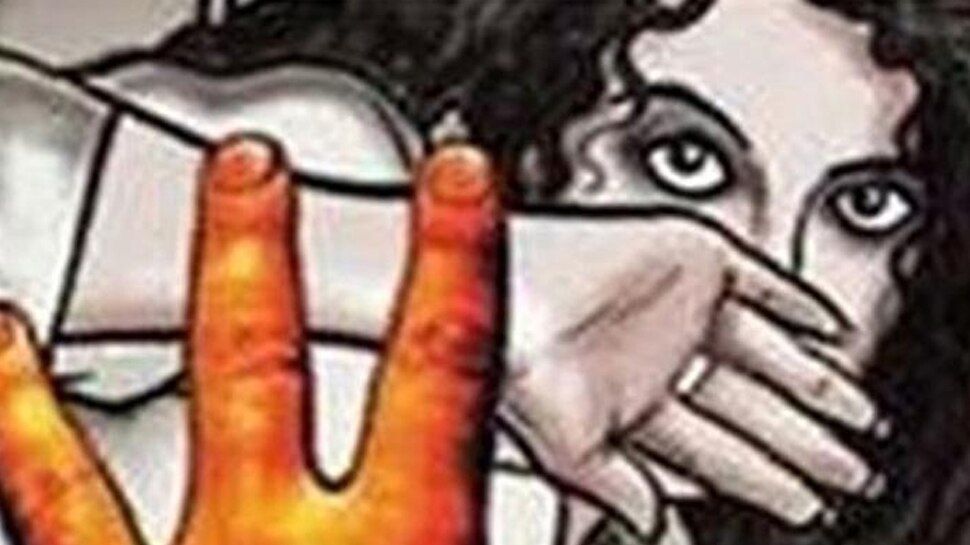 कॉलेज दिनों में यौन हिंसा Sexual harassment during college days