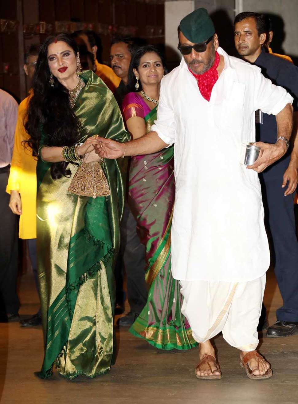 एक्ट्रेस रेखा के साथ एक्टर जैकी श्राफ Actress Rekha With Jackie Shroff
