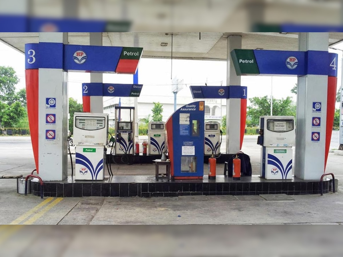 HPCL ने 500 नए पेट्रोल पंप खोलने का ऐलान किया है. (फाइल फोटो)