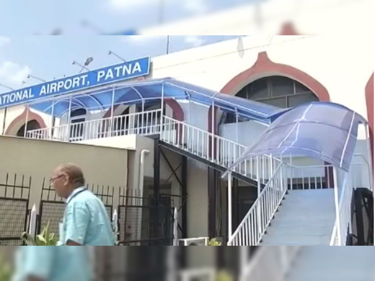 सोमवार को मुख्य सचिव ने पटना एयरपोर्ट पर यात्री सुविधाओं का उद्घाटन किया. 