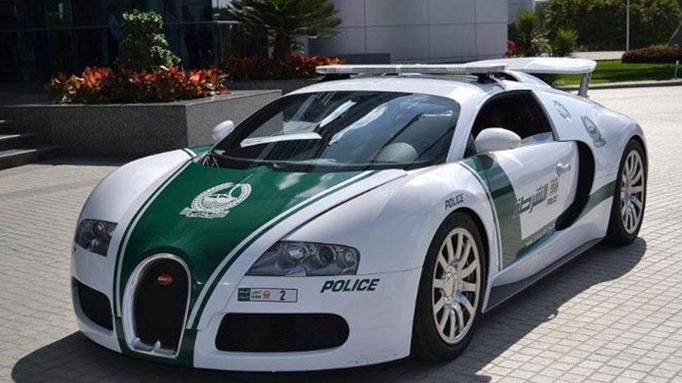 लक्जरी कार में चलती है पुलिस dubai police have luxury cars