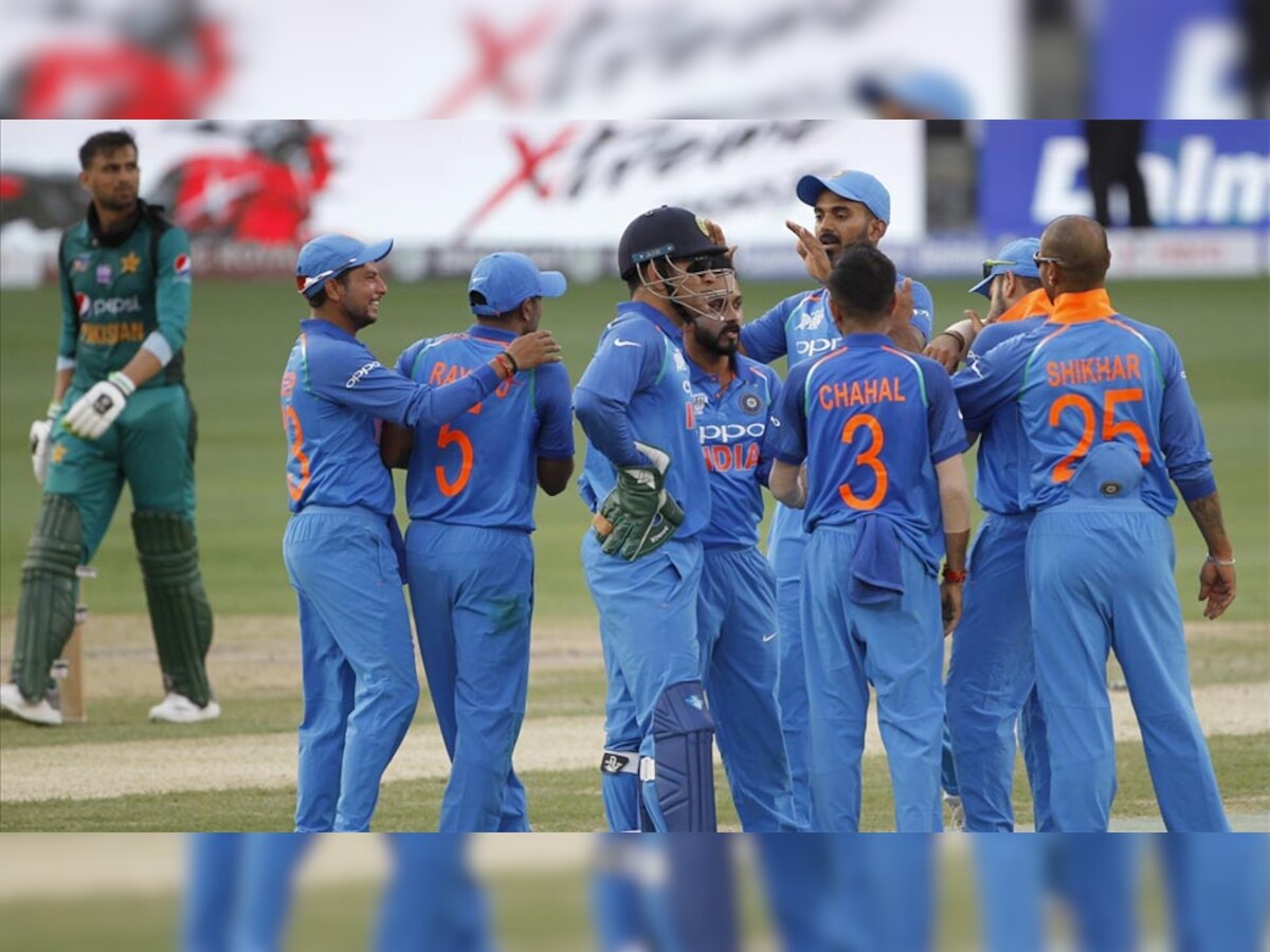 INDvsPAK : भारत के सामने हांगकांग के ओपनर्स से भी कमजोर साबित हुई पाकिस्तान की टीम