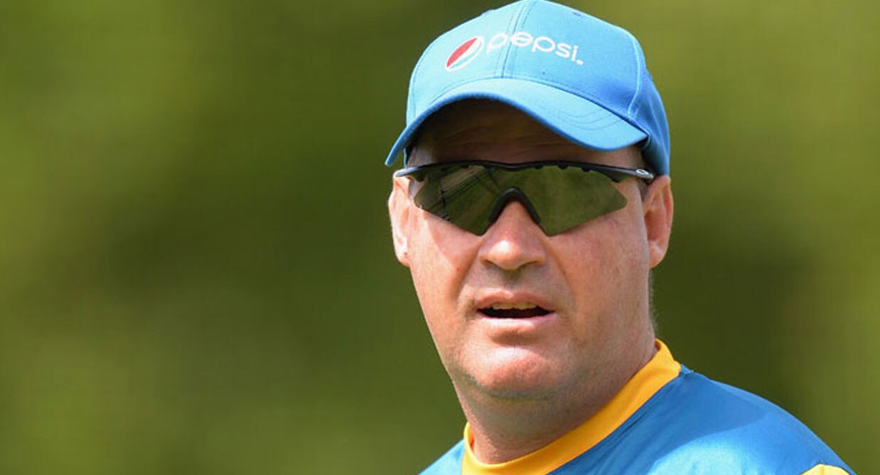 पाक कोच मिकी आर्थर ने बताई पाकिस्तानी खिलाड़ियों की समस्या Pak coach Mickey Arthur on his team