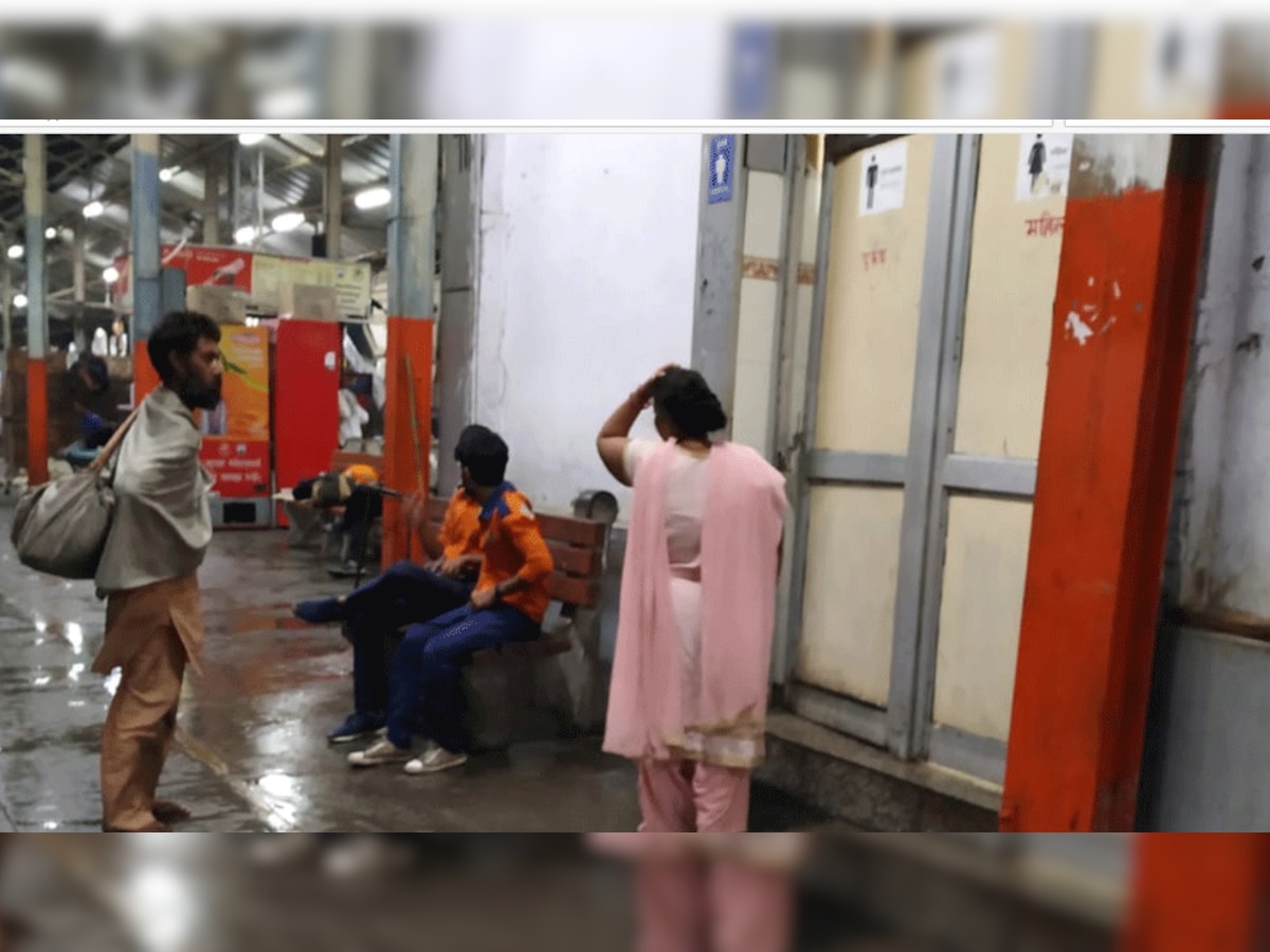 प्रधानमंत्री के 'स्वच्छता ही सेवा' अभियान से रेल यात्रियों की बढ़ी मुश्किल (फाइल फोटो)