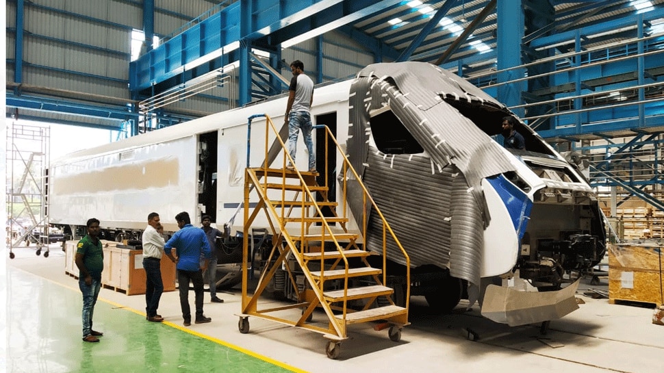 साल के अंत तक इस रेलगाड़ी की सेवाओं को शुरू किया जा सकता है Train - 18