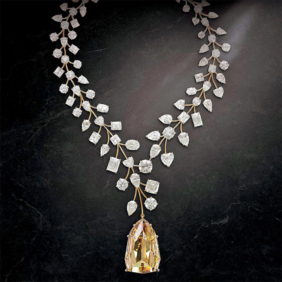 लिंकॉमपेरेबल डायमंड नैकलेस L’Incomparable Diamond Necklace – $55 Million