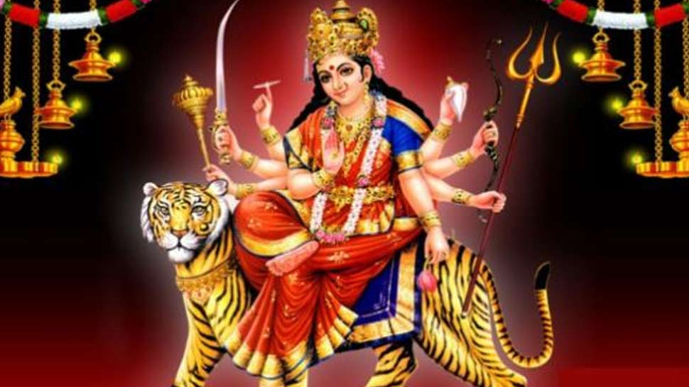 मां दुर्गा की पूजा का त्योहार नवरात्र goddess durga ride on lion Dharam