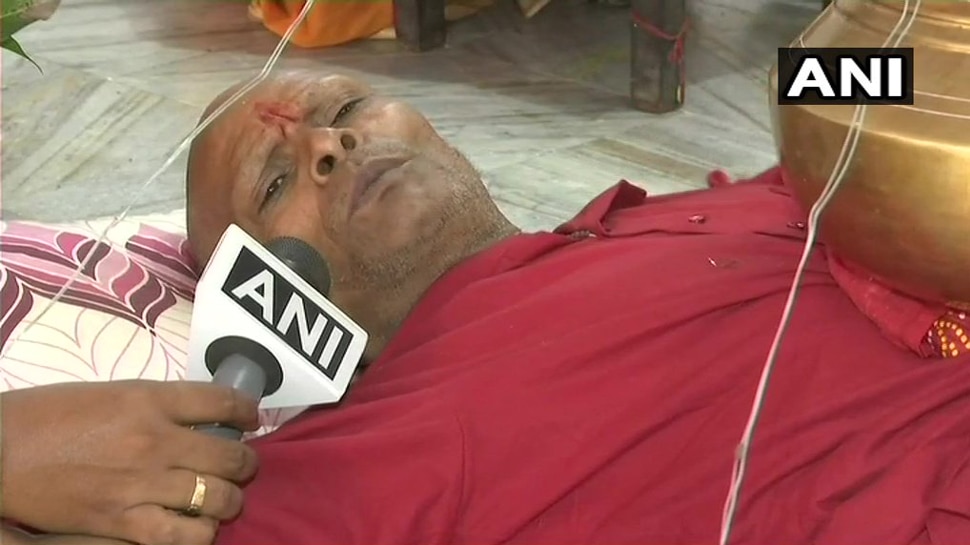 बीते 22 वर्षों से नागेश्वर बाबा कर रहें हैं अराधना Nageshwar baba from patna celebrating navratri from last 22 years