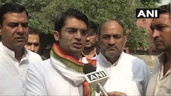 राफेल के खेल से घबराई मोदी-शाह की जोड़ी, इसलिए रातोंरात सीबीआई तोड़ी- कांग्रेस