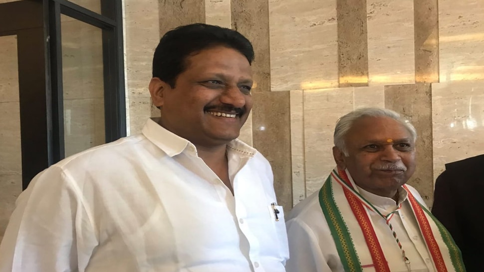 madhya-pradesh-bjp-mla-from-tendu-kheda-joins-congress