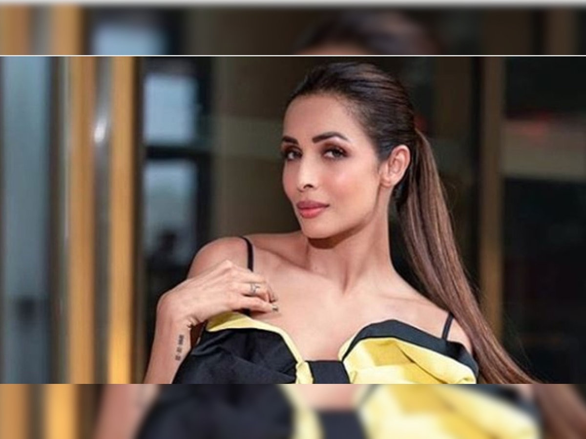 किरण खेर ने दिया साथ, फोटो साभार: इंस्टाग्राम @malaikaarorakhan 