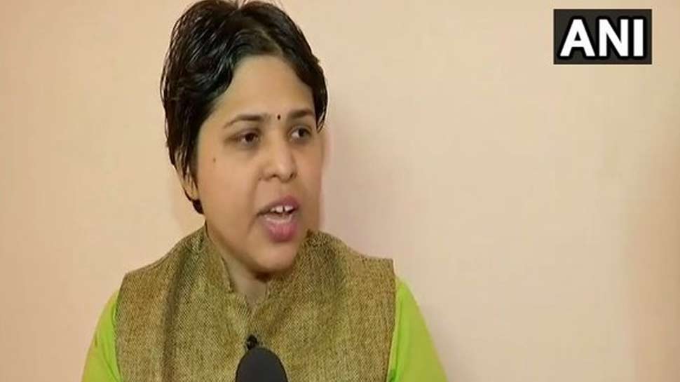 केरल के सबरीमाला मंदिर के द्वार शुक्रवार शाम को फिर खुल रहे हैं know more about activist Trupti Desai