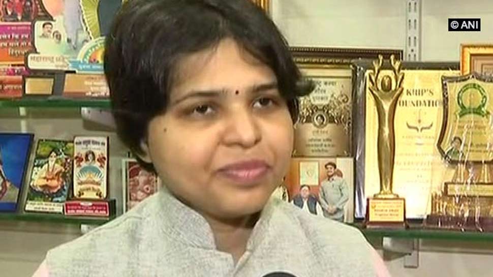 पुरुषों के प्रवेश पर पाबंदी के खिलाफ भी लड़ाई लड़ चुकी हैं know more about activist Trupti Desai
