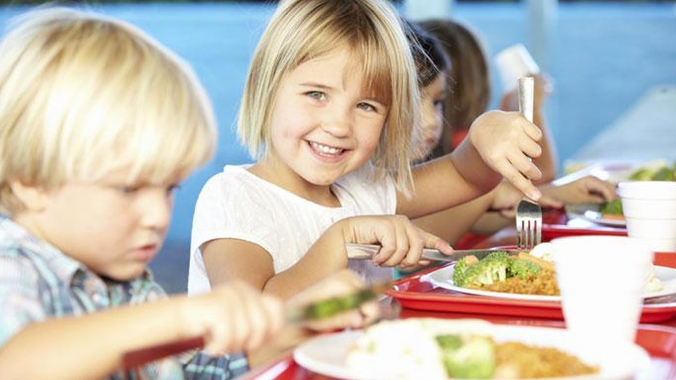अनोखे व्यंजन न परोसें Do not serve unique dishes