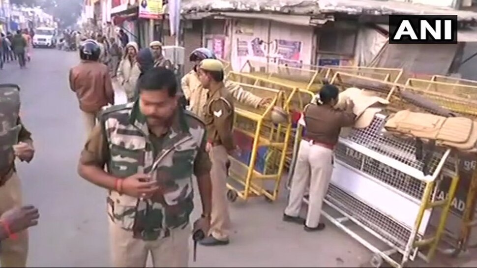 13 जगह पार्किंग व्यवस्था 13 Parking space