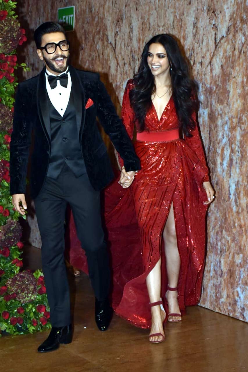 शादी का आखिरी लुक इंस्टाग्राम पर शेयर किया Photos of Ranveer Singh-Deepika Padukone