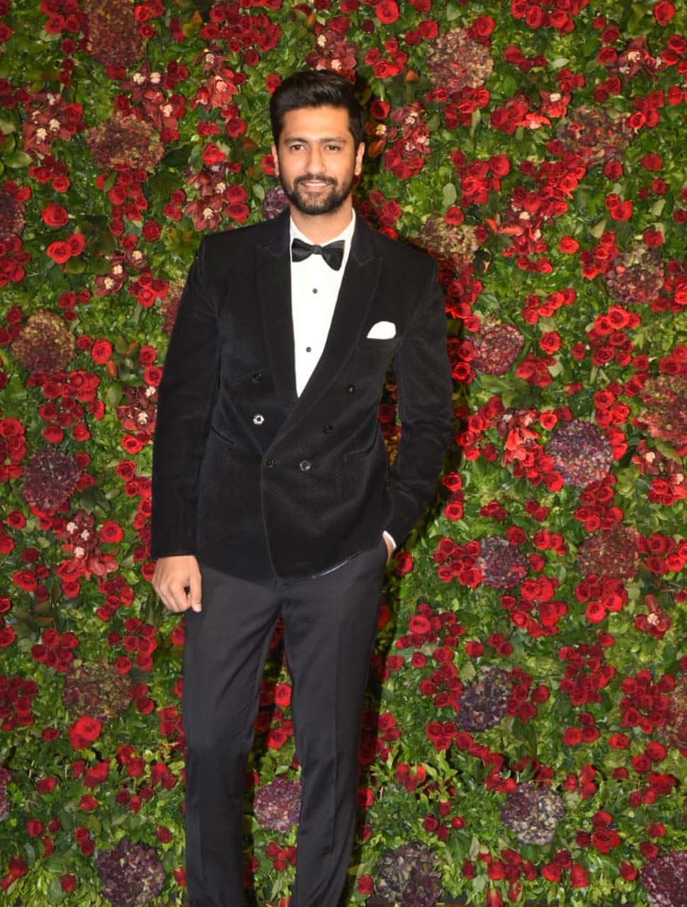 एक वेडिंग रिसेप्शन बेंगलुरू में हुआ था Photos of Ranveer Singh-Deepika Padukone