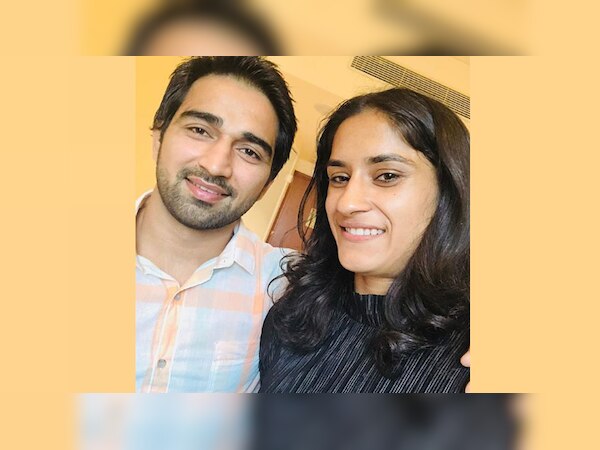 Vinesh Phogat to marry wrestler Somvir Rathee on December 13 | 'गोल्डन ...