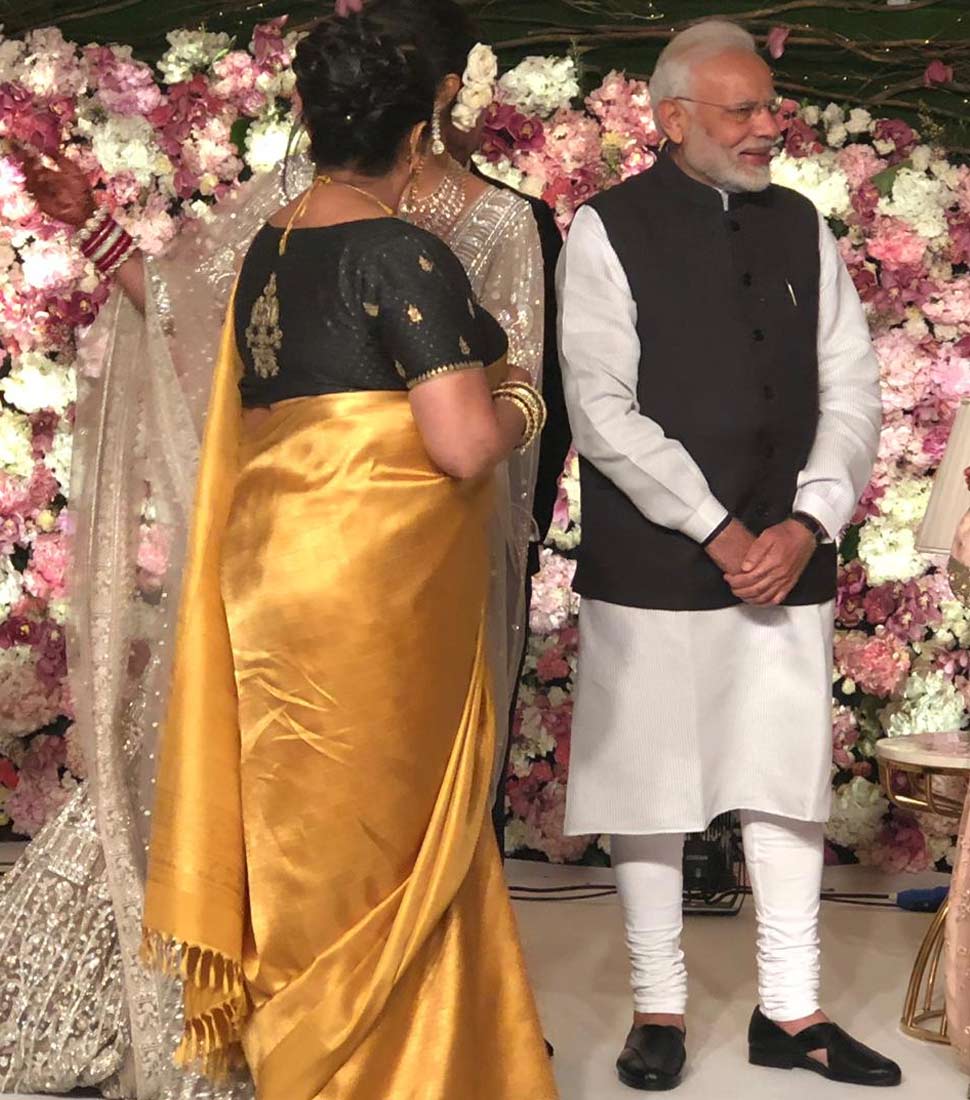चोपड़ा परिवार को दी बधाई PM Modi with Chopras