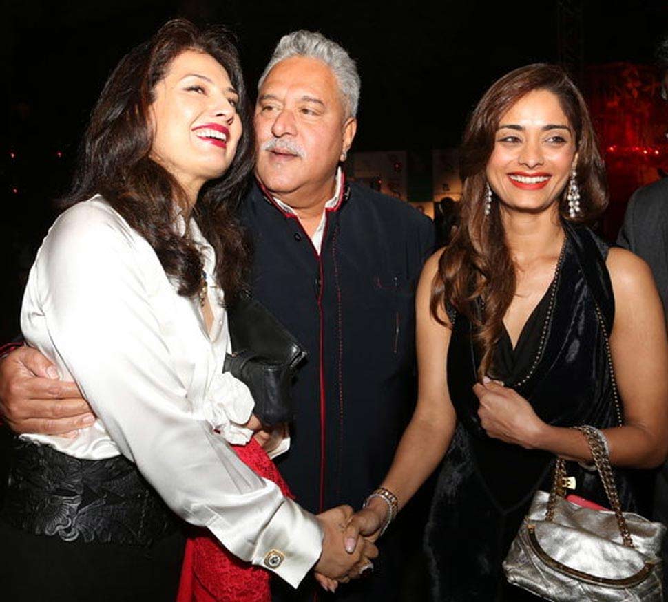 कई कंपनियों में शेयरहोल्डर है पिंकी know about vijay mallya pinky lalwani relation