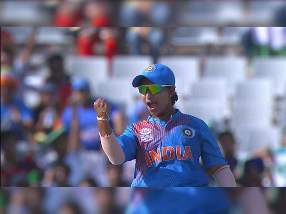 हरमनप्रीत कौर भारतीय महिला टी20 टीम की कप्तान हैं. वे महिला बिग बैश लीग में सिडनी थंडर की ओर से खेलती हैं. (फाइल फोटो) 