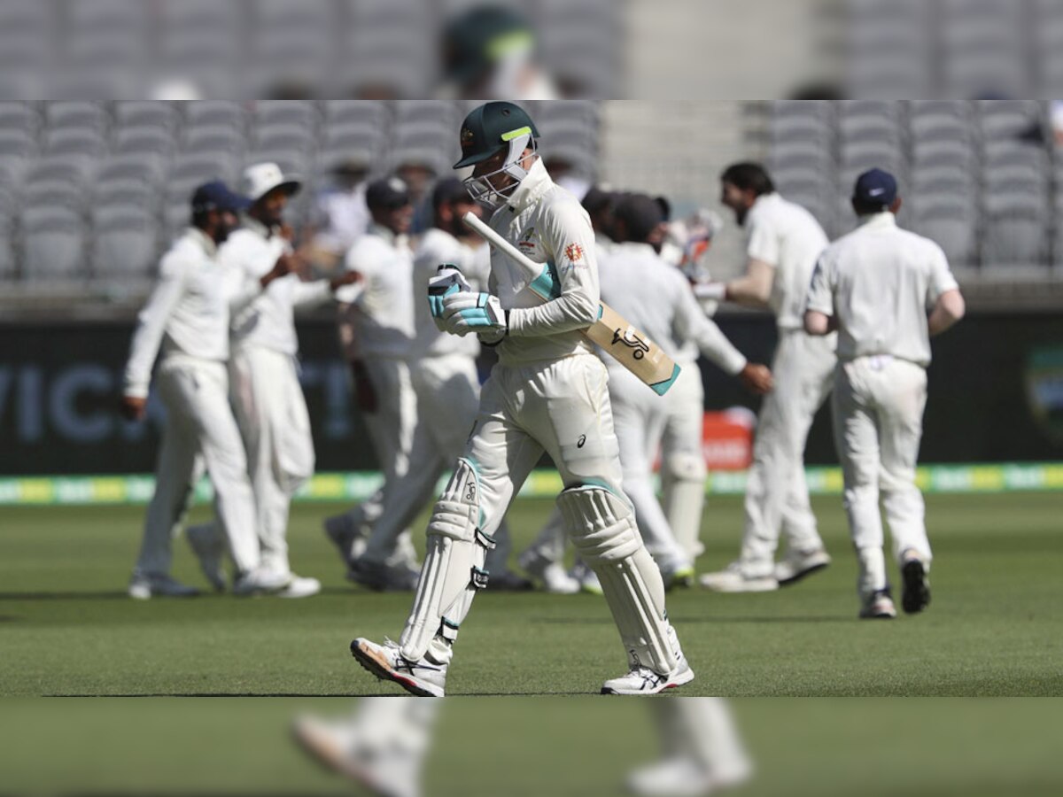 ऑस्ट्रेलिया के पीटर हैंड्सकॉम्ब पहली पारी में सात रन बनाकर आउट हुए थे. (फोटो: PTI) 