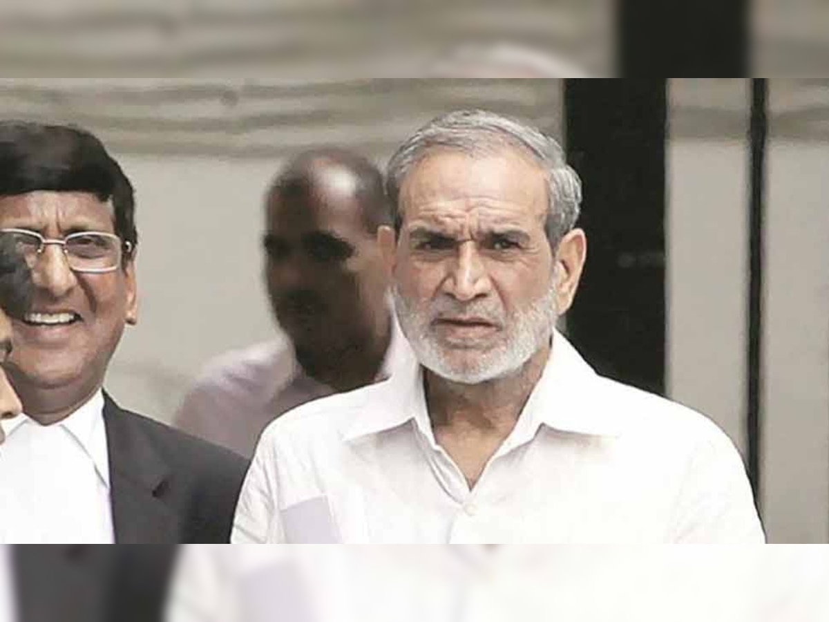 कांग्रेस नेता सज्जन कुमार को 34 साल बाद सिख दंगा मामले में सजा सुनाई गई है.