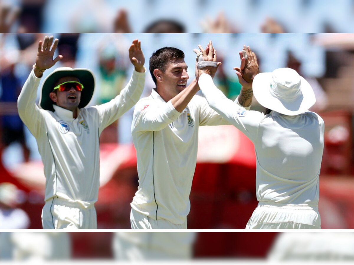 दक्षिण अफ्रीका के डुआन ओलिवर ‘मैन ऑफ द मैच’ चुने गए. उन्होंने मैच में 11 विकेट लिए. (फोटो: Reuters) 