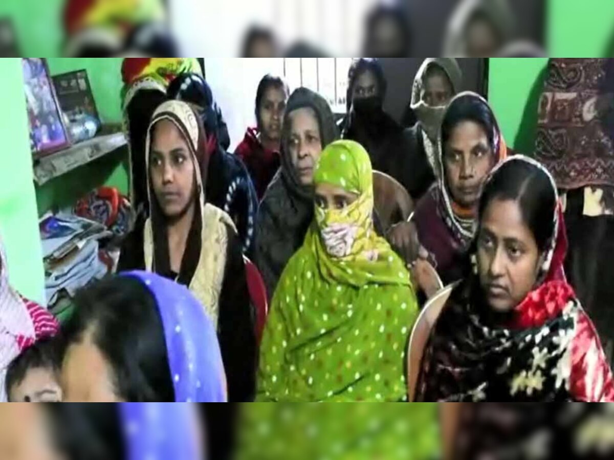 तीन तलाक बिल लोकसभा में पास होने पर पश्चिम बंगाल में मुस्लिम महिलाओं ने मनाई खुशी
