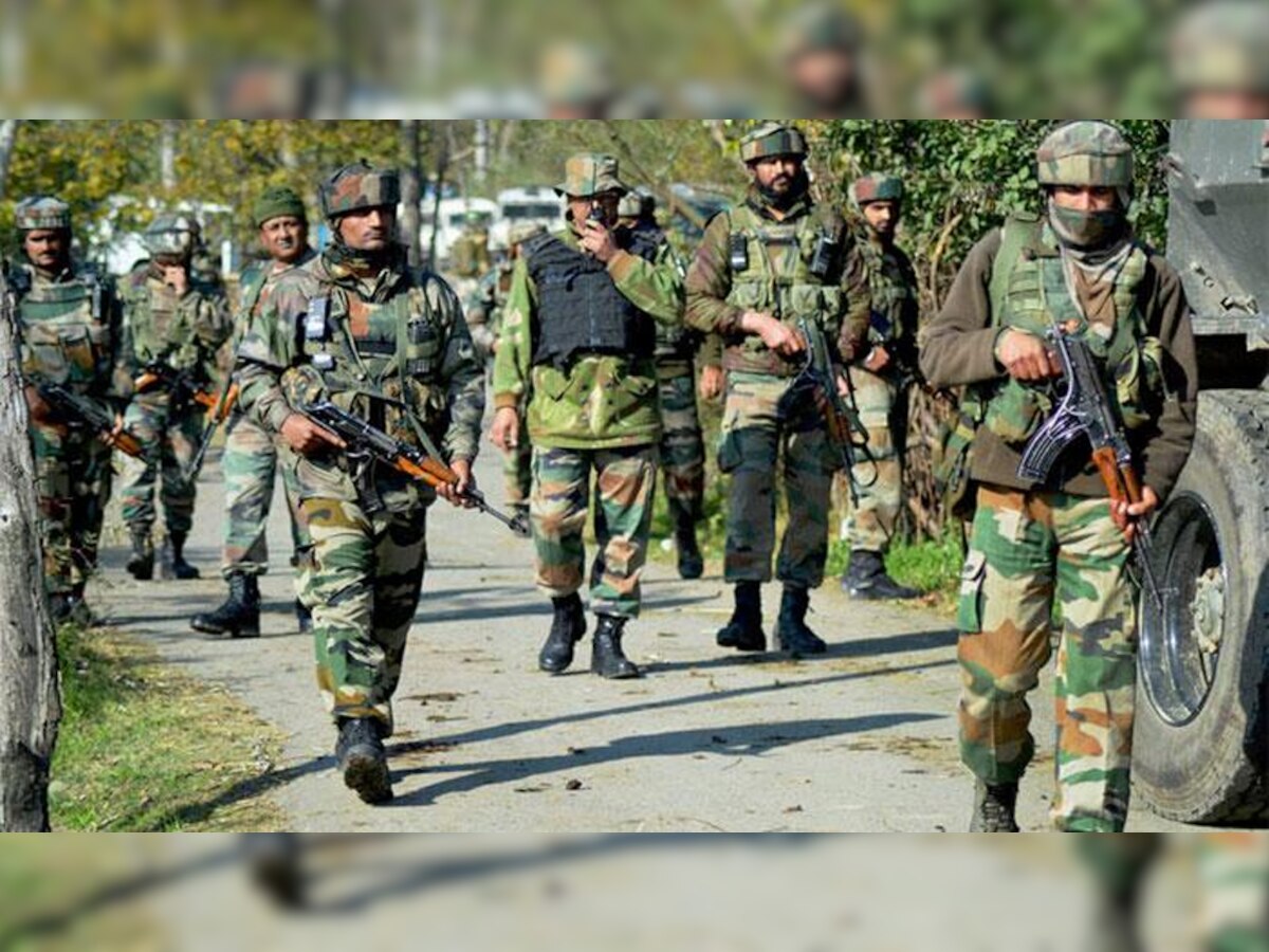 जम्मू कश्मीर के पुंछ जिले में भारतीय चौकियों को निशाना बनाया पाक ने