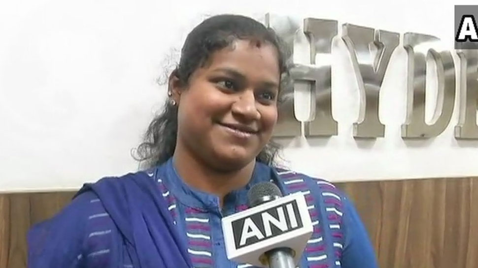 स्तनपान कराए जाने के शीघ्र बाद बच्ची ने रोना बंद कर दिया... स्तनपान कराए जाने के शीघ्र बाद बच्ची ने रोना बंद कर दिया...