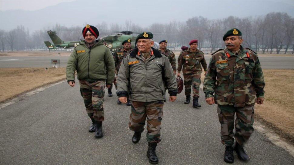भारत कर रहा जटिल सुरक्षा चुनौतियों,आंतरिक स्थिरता के खतरे का सामना : आर्मी चीफ