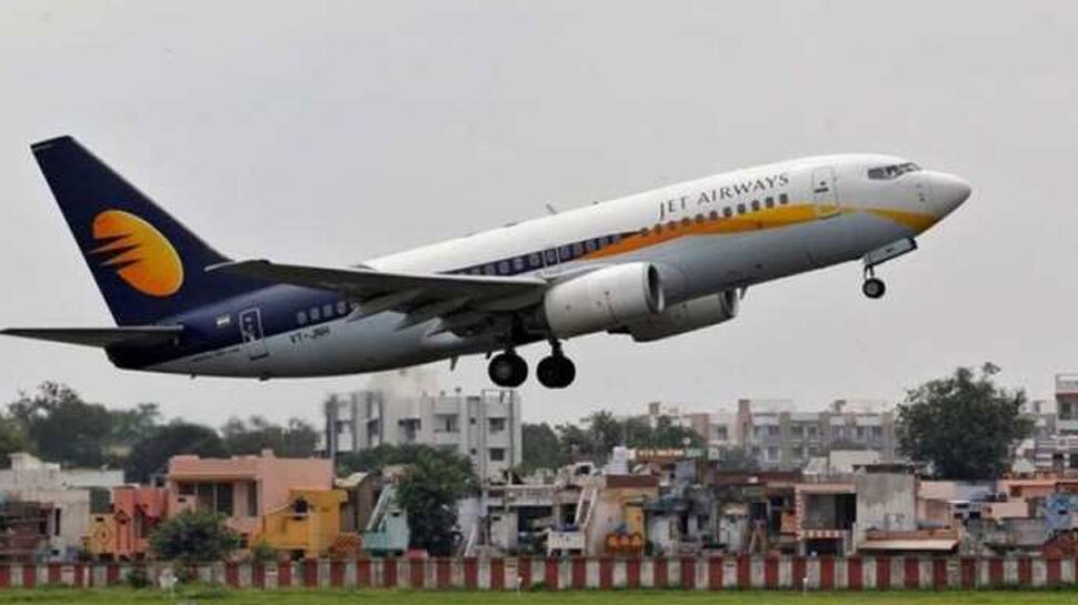 बैंकों के 8000 करोड़ रुपये लेकर कर्ज चुकाने में डिफॉल्ट हुई Jet Airways