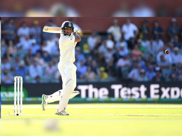 चेतेश्वर पुजारा ने टीम इंडिया के लिए 130 रनों की नाबाद पारी खेली.  (फोटो: Reuters)