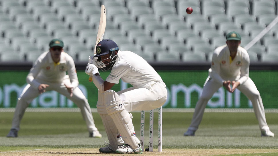 चेतेश्वर पुजारा ने ऑस्ट्रेलिया के खिलाफ चौथे टेस्ट के पहले दिन 130 रन की नाबाद पारी खेली. (फोटो: PTI) चेतेश्वर पुजारा ने ऑस्ट्रेलिया के खिलाफ चौथे टेस्ट के पहले दिन 130 रन की नाबाद पारी खेली. (फोटो: PTI)