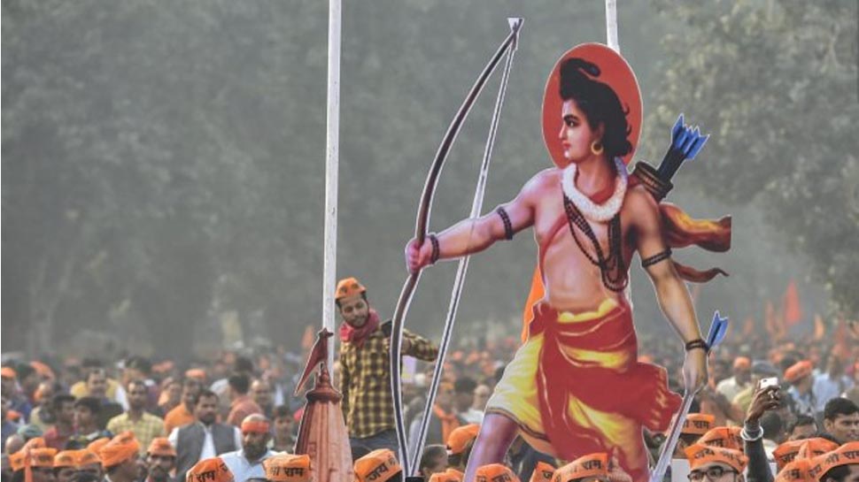 अयोध्या मामले पर आज सुप्रीम कोर्ट पर निगाहें, रोजाना सुनवाई और नई पीठ पर हो सकता है फैसला
