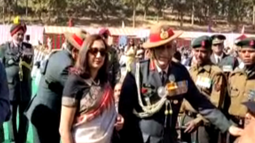शहीद लांस नायक अलबर्ट एक्का के गांव चैनपुर पहुंचे आर्मी चीफ जनरल बिपिन रावत