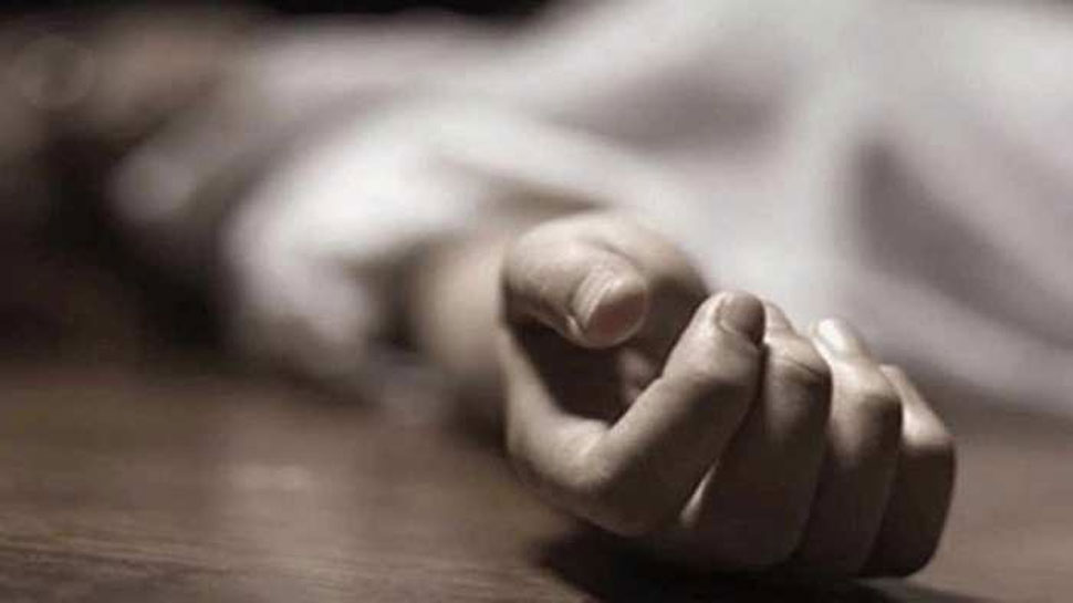बिहारः महिला समेत 3 बच्चों का फंदे में झुलता शव बरामद, आत्महत्या की आशंका